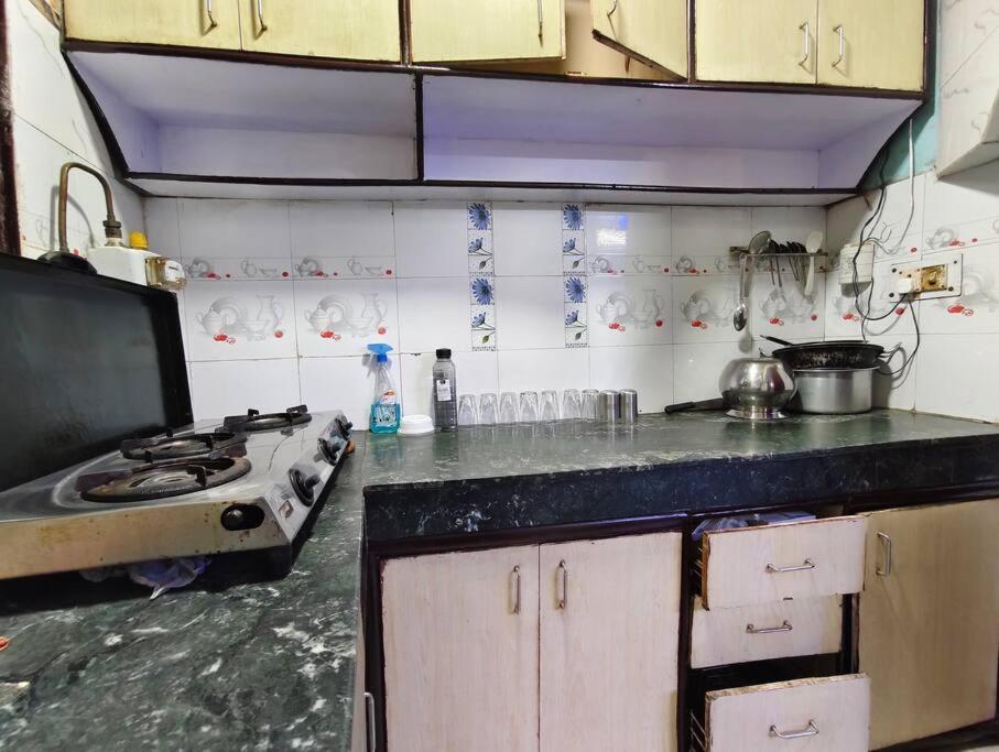 Peaceful Stay 1 Bhk Appartment نيودلهي المظهر الخارجي الصورة