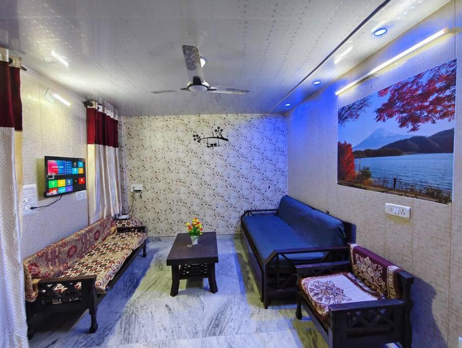 Peaceful Stay 1 Bhk Appartment نيودلهي المظهر الخارجي الصورة